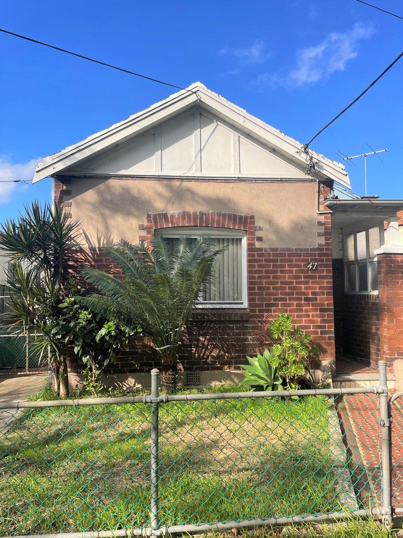 4 bedrooms House in 47 Second Avenue CAMPSIE NSW, 2194