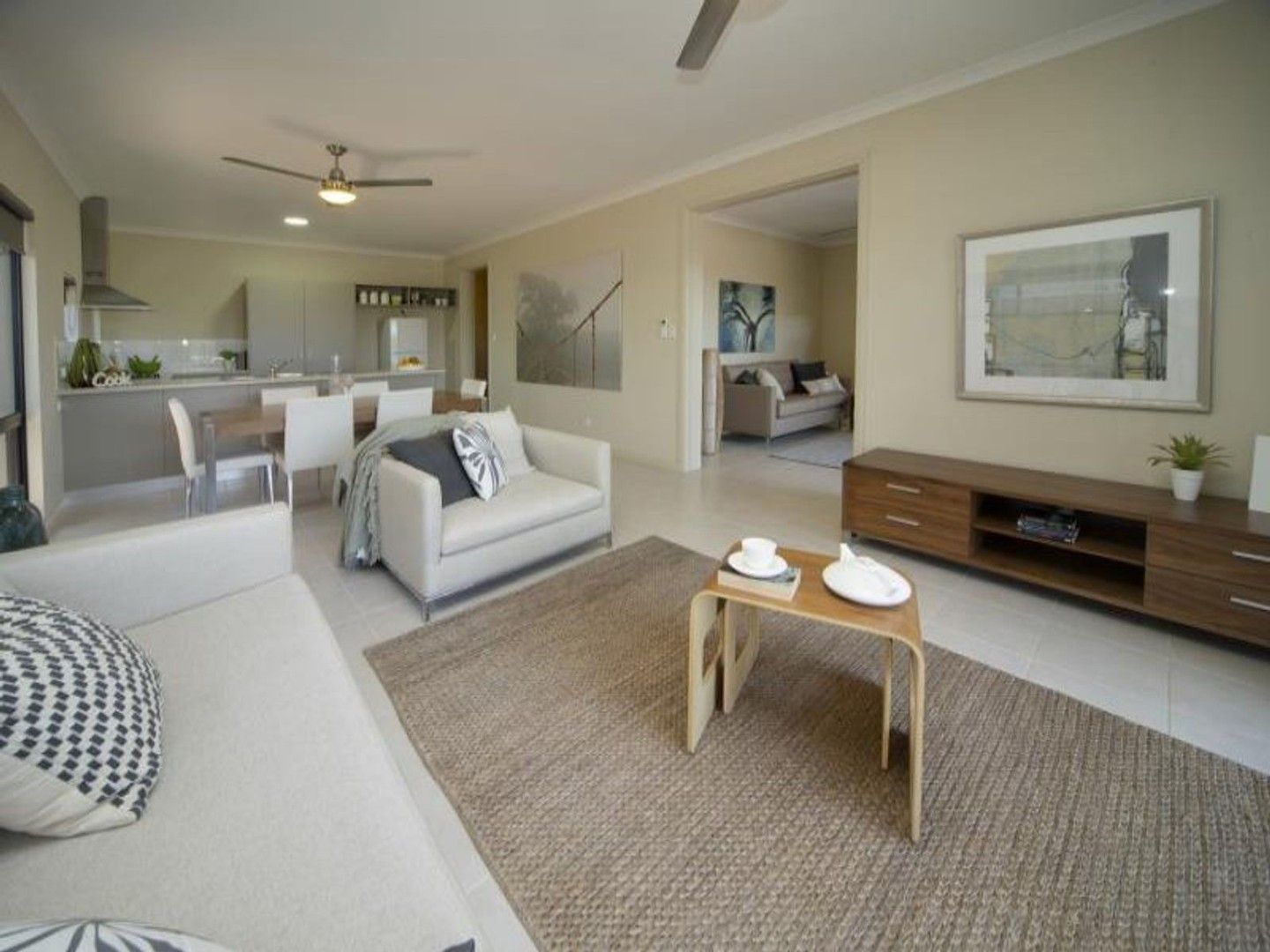 3 bedrooms House in 4 Mantaray Loop NICKOL WA, 6714