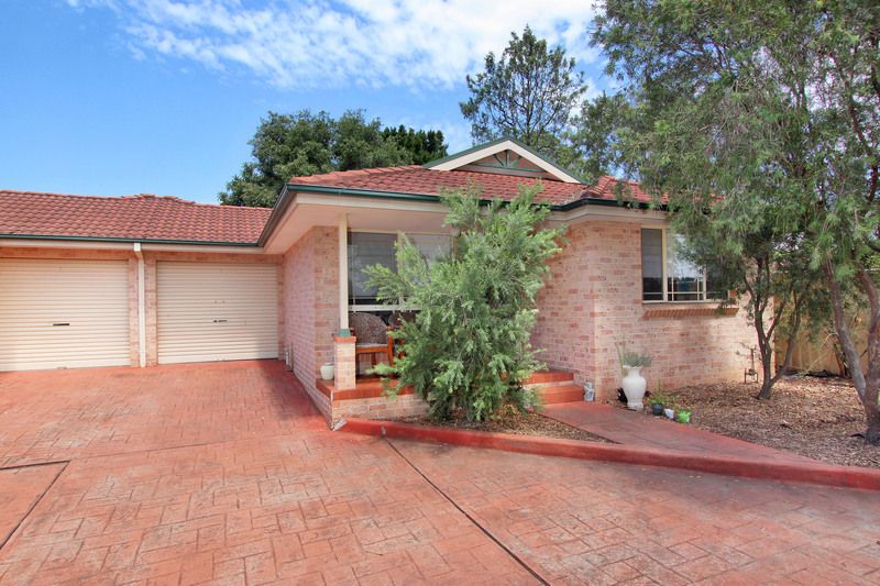 8/6 Lang Rd, Casula NSW 2170, Image 0