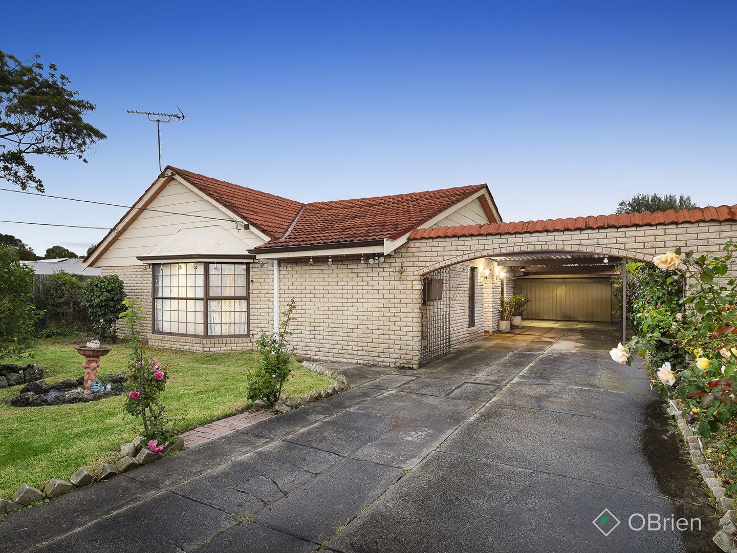 2 Larnook Crescent, Aspendale VIC 3195, Image 0