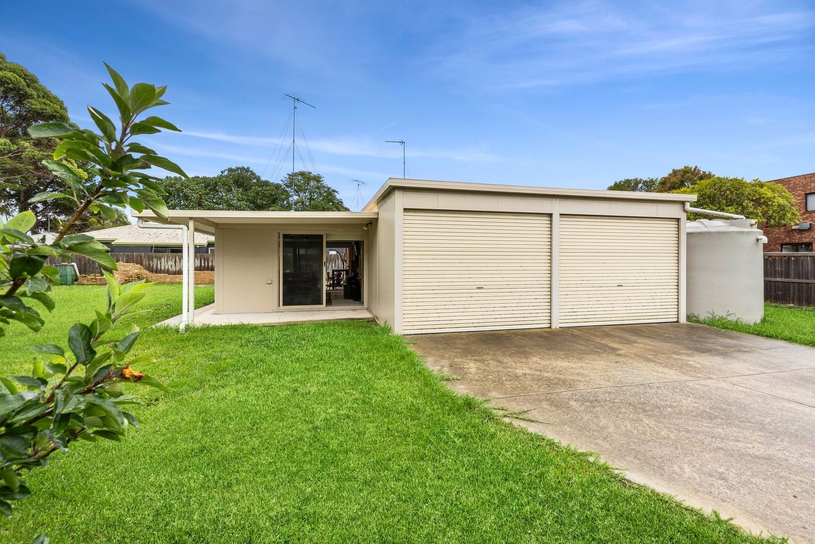 1/17 Lake Avenue, Ocean Grove VIC 3226, Image 2