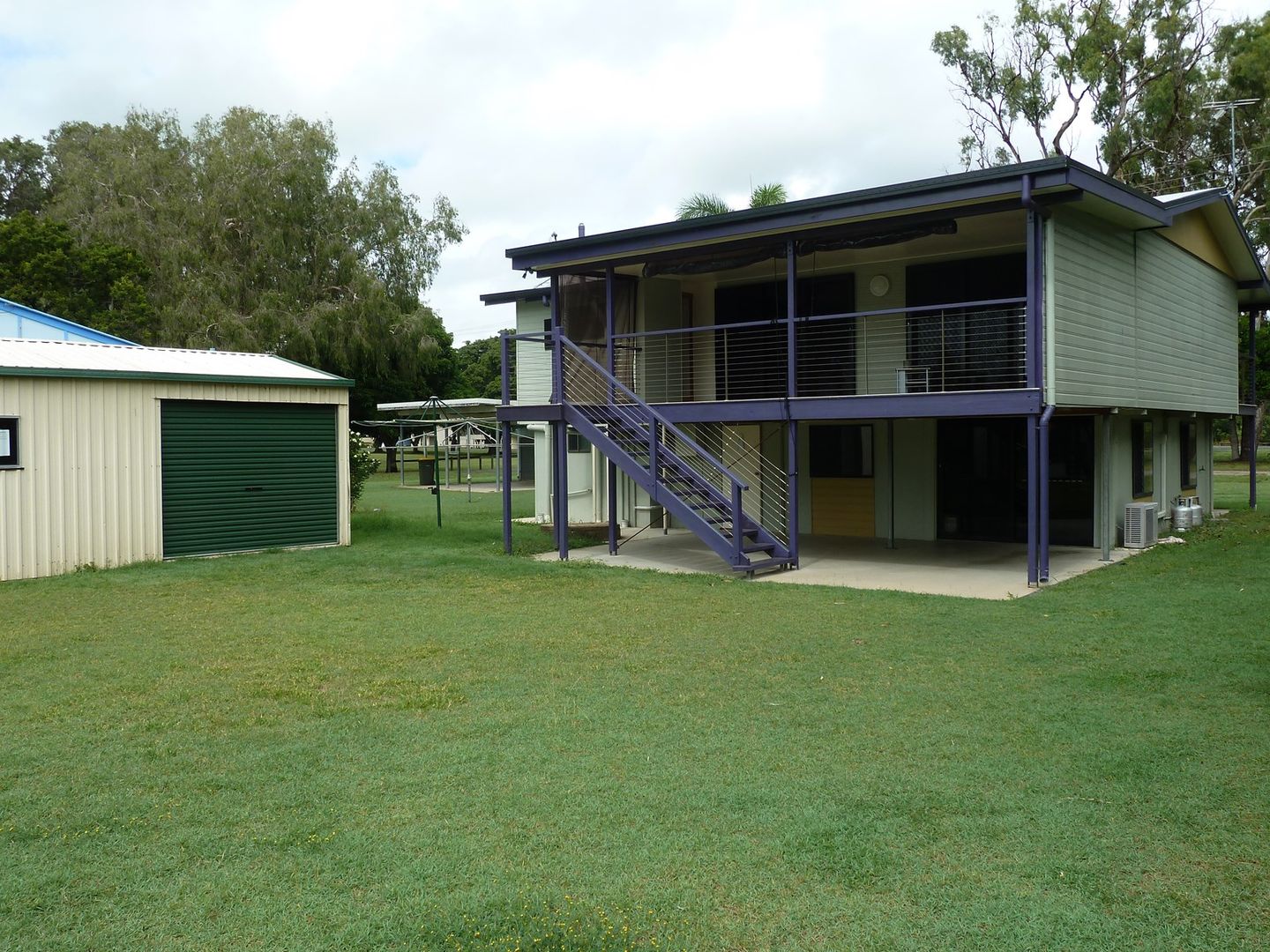 4 Walsh Avenue, Seaforth QLD 4741, Image 2