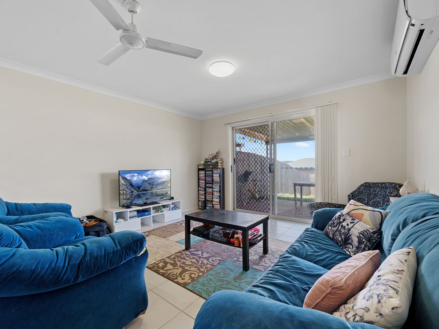 2/2 Breanna Street, Cotswold Hills QLD 4350, Image 2