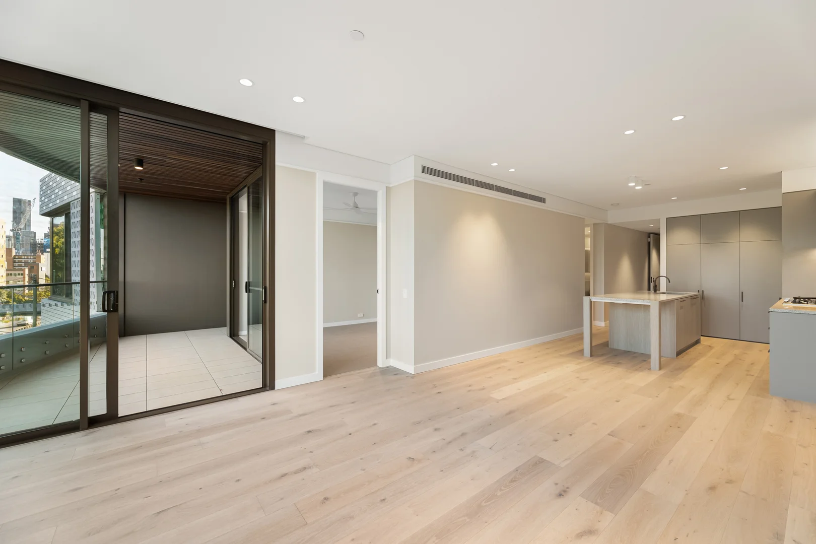 Additional image 2 of 302/470 Main Street, Kangaroo Point QLD 4169