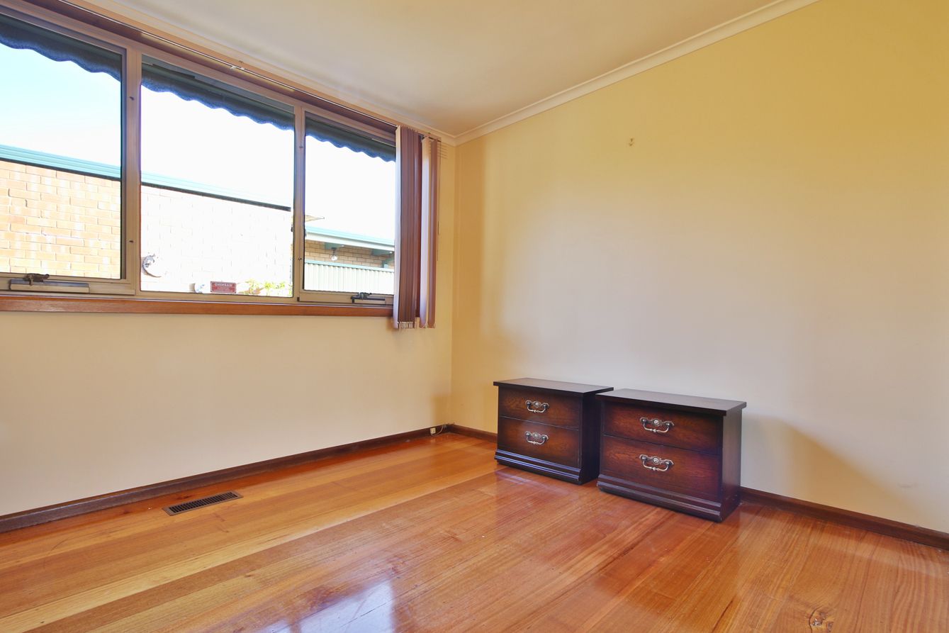 5 Coventry Street, Burwood East VIC 3151, Image 2