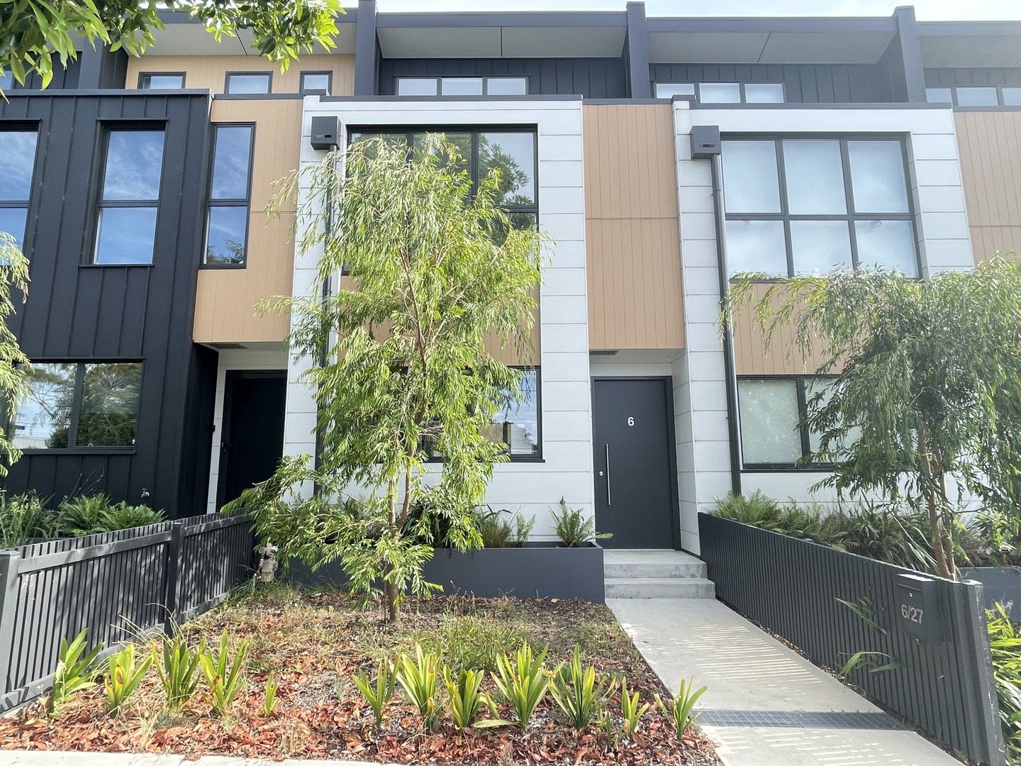 3 bedrooms Townhouse in 6/27 Finch Street NOTTING HILL VIC, 3168