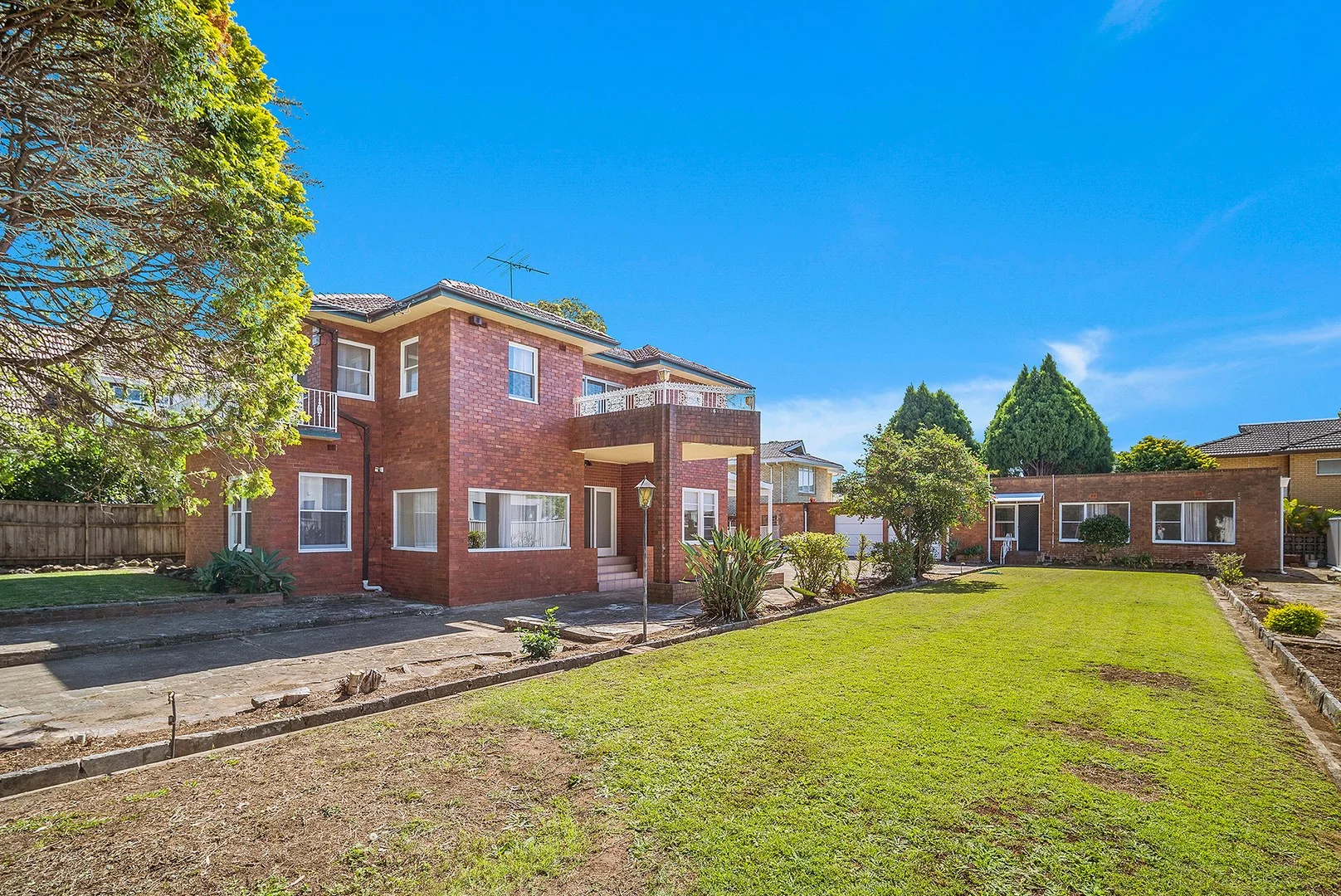 Primary image of 3 Como Street, Blakehurst NSW 2221