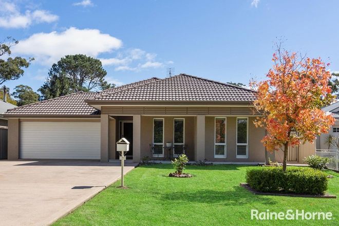 Picture of 6 Railway Terrace, WILLOW VALE NSW 2575