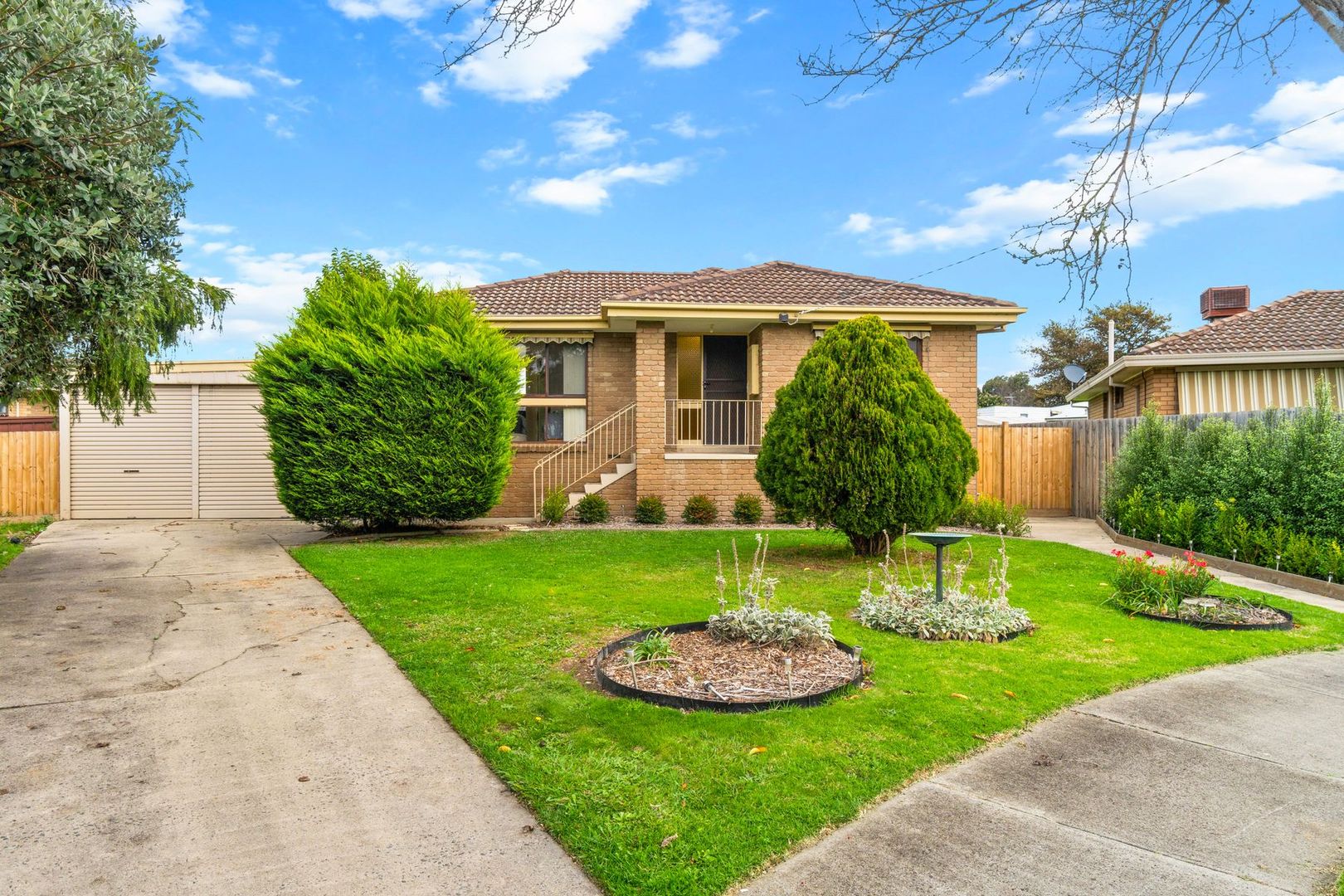 2 Moonabeal Court, Traralgon VIC 3844, Image 2