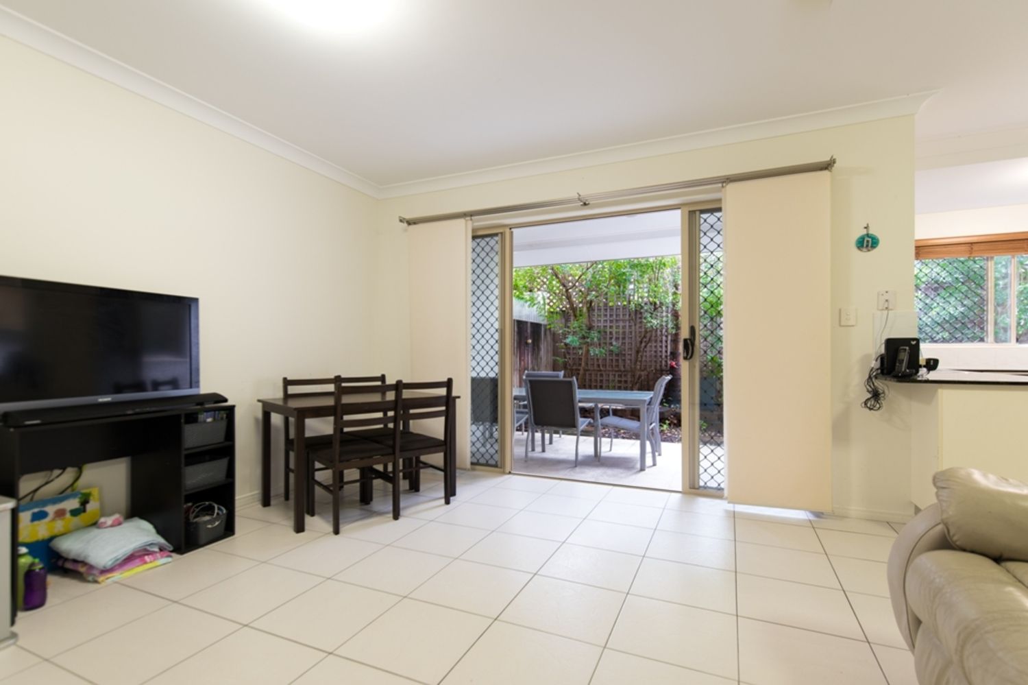 9/12-14 Old Smithfield Road, Freshwater QLD 4870, Image 2