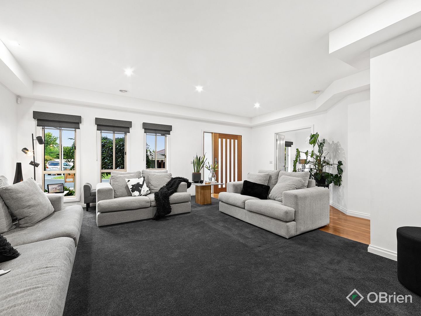 6 Apollo Court, Hillside VIC 3037, Image 2