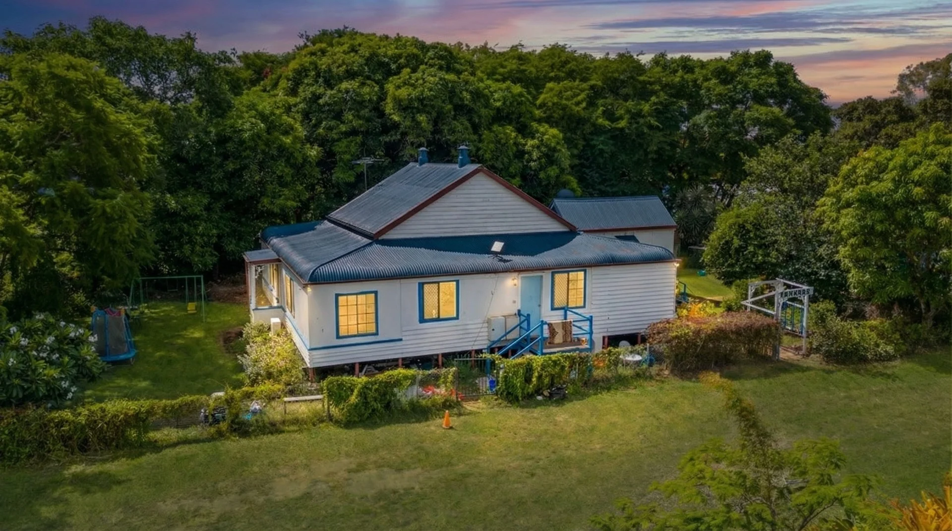 8 Cecil Street, Kabra QLD 4702