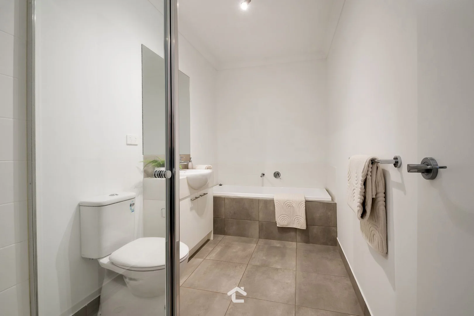 Additional image 17 of 8 Toby Place, Mooroolbark VIC 3138