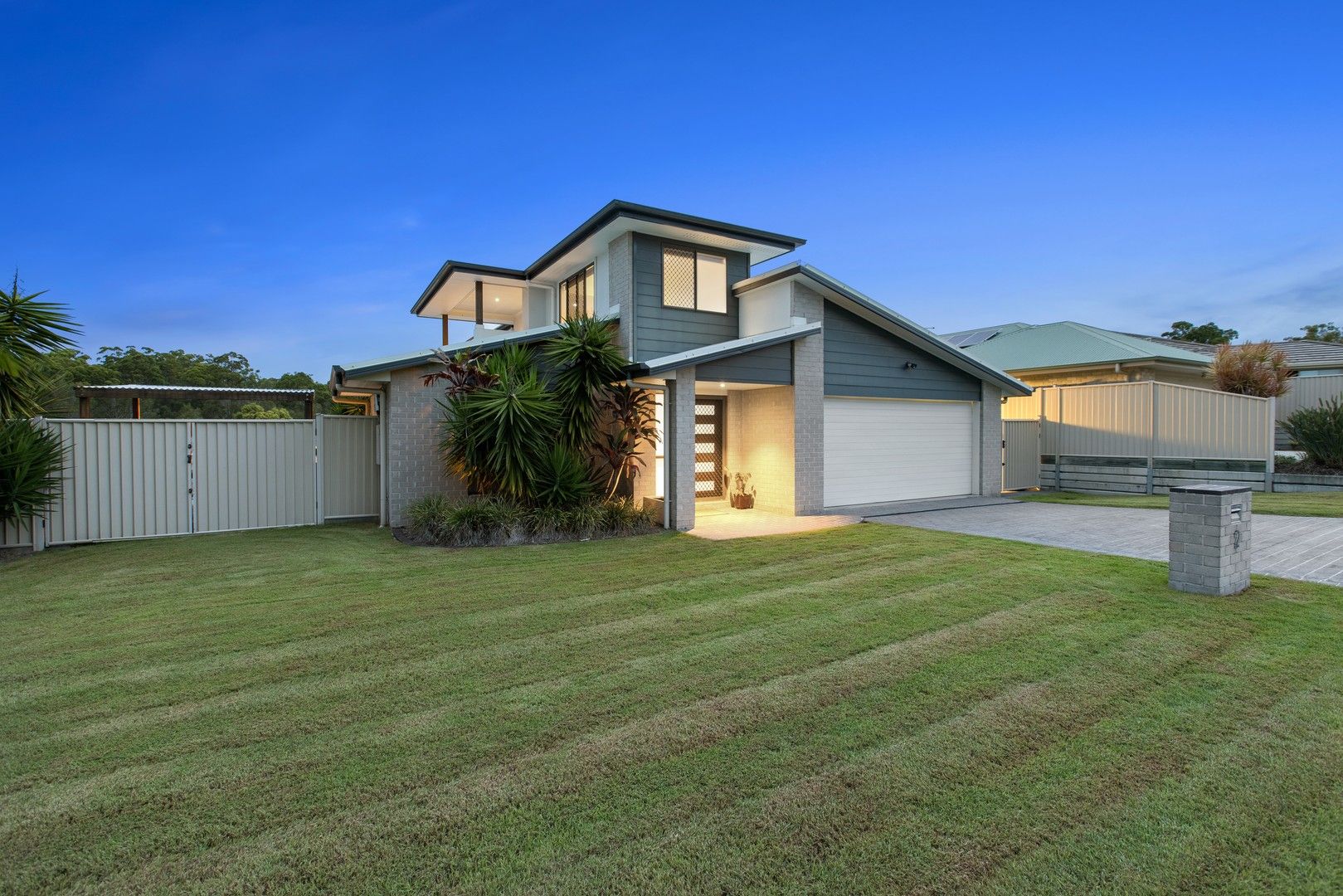 5 bedrooms House in 2 Bell View Street VICTORIA POINT QLD, 4165