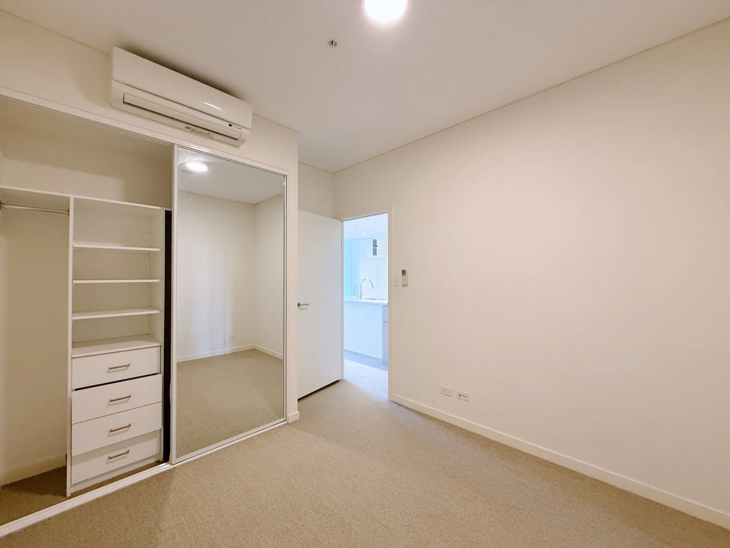 Additional image 7 of 605/11 Wentworth Place, Wentworth Point NSW 2127