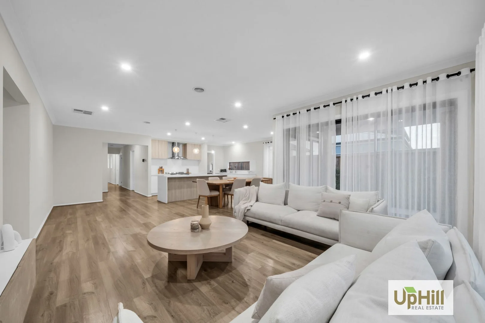 Additional image 11 of 49 Yeungroon Boulervard, Clyde North VIC 3978