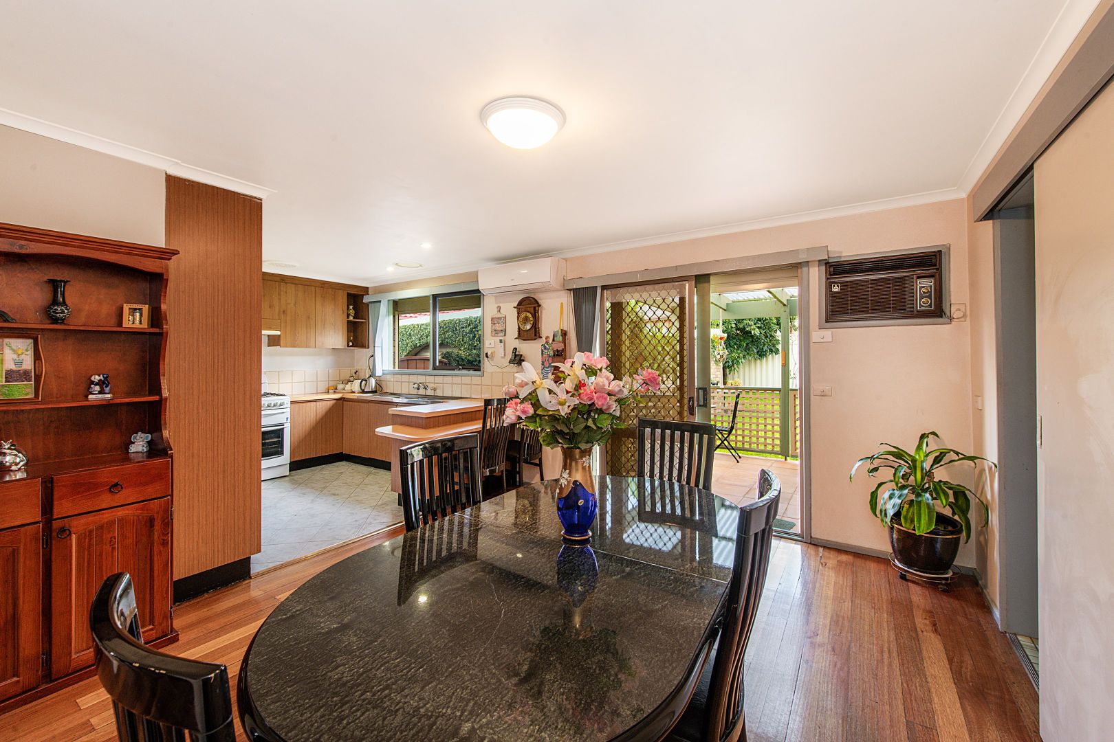 8 Aurea Court, Clarinda VIC 3169, Image 2