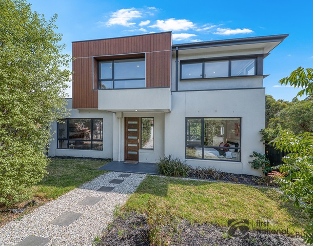 1/111 Harp Road, Kew East VIC 3102