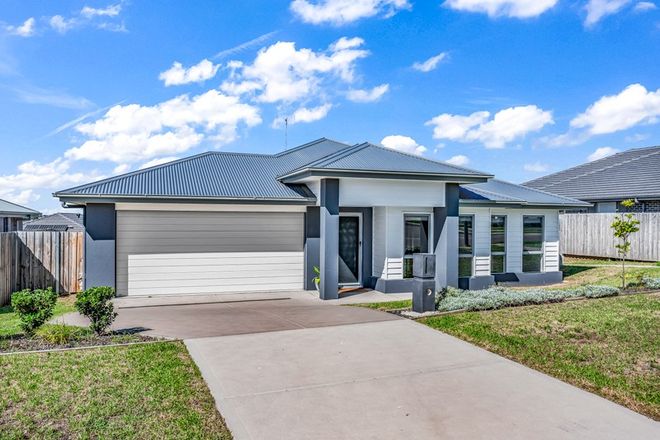 Picture of 31 Greystones Drive, CHISHOLM NSW 2322