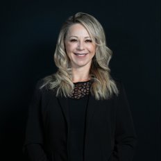 Donna Nedic, Sales representative