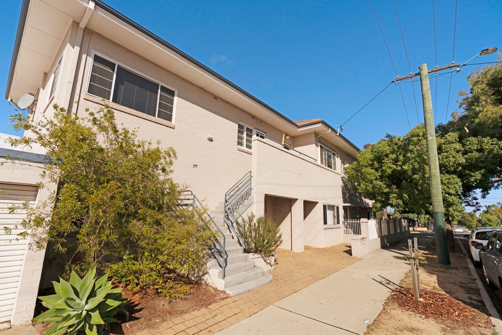 1 bedrooms Apartment / Unit / Flat in 4/61 Chelmsford Road MOUNT LAWLEY WA, 6050