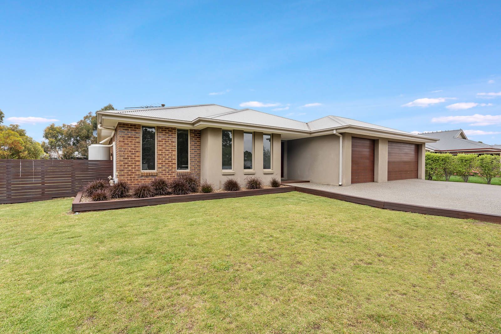 127 Willowbank Road, Gisborne Property History & Address Research