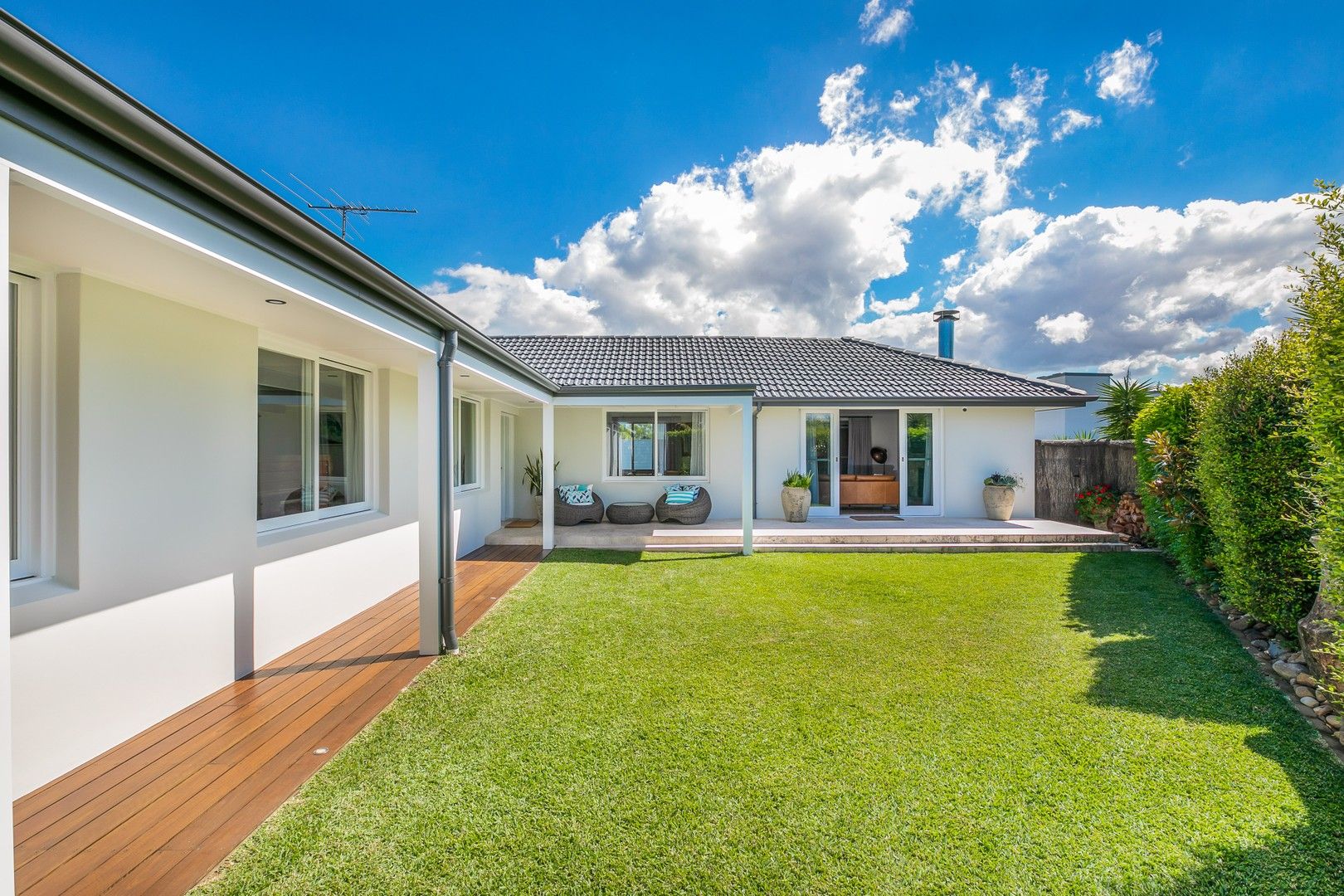 4 bedrooms House in 437B Woolooware Road BURRANEER NSW, 2230