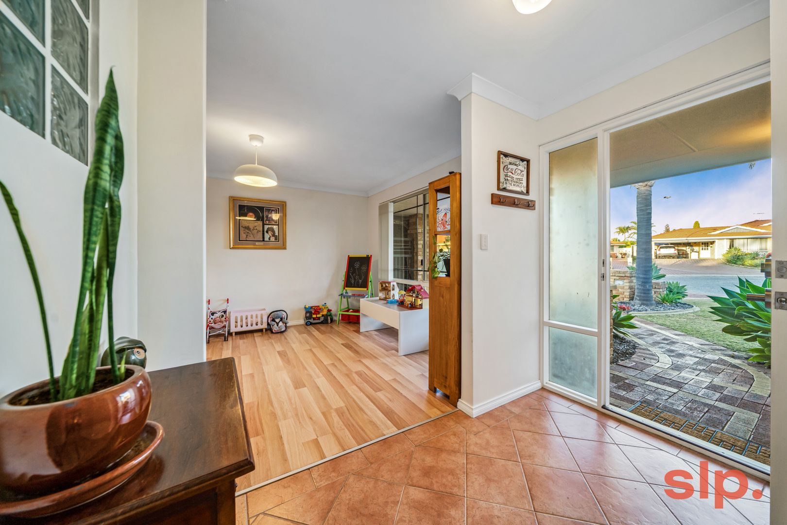 15 Kazan Close, Joondalup WA 6027, Image 2