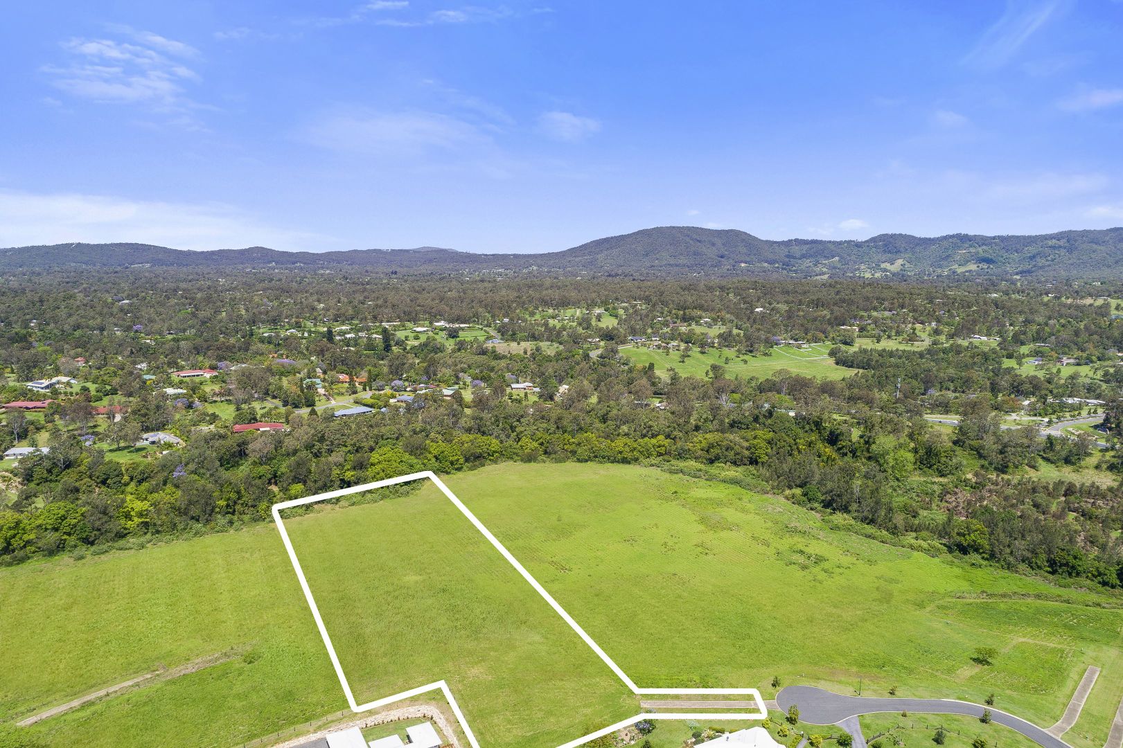 15 Haigh Crescent, Samford Valley QLD 4520, Image 2