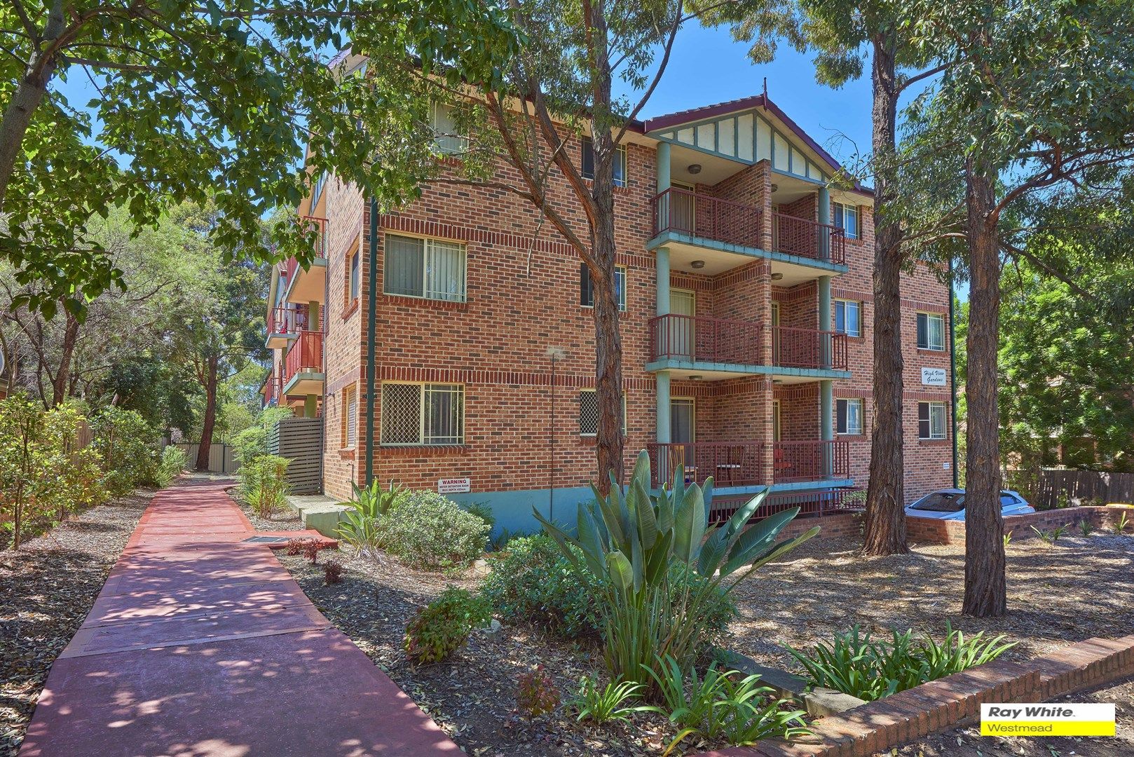 2 bedrooms Apartment / Unit / Flat in 2/5-7 Priddle St WESTMEAD NSW, 2145
