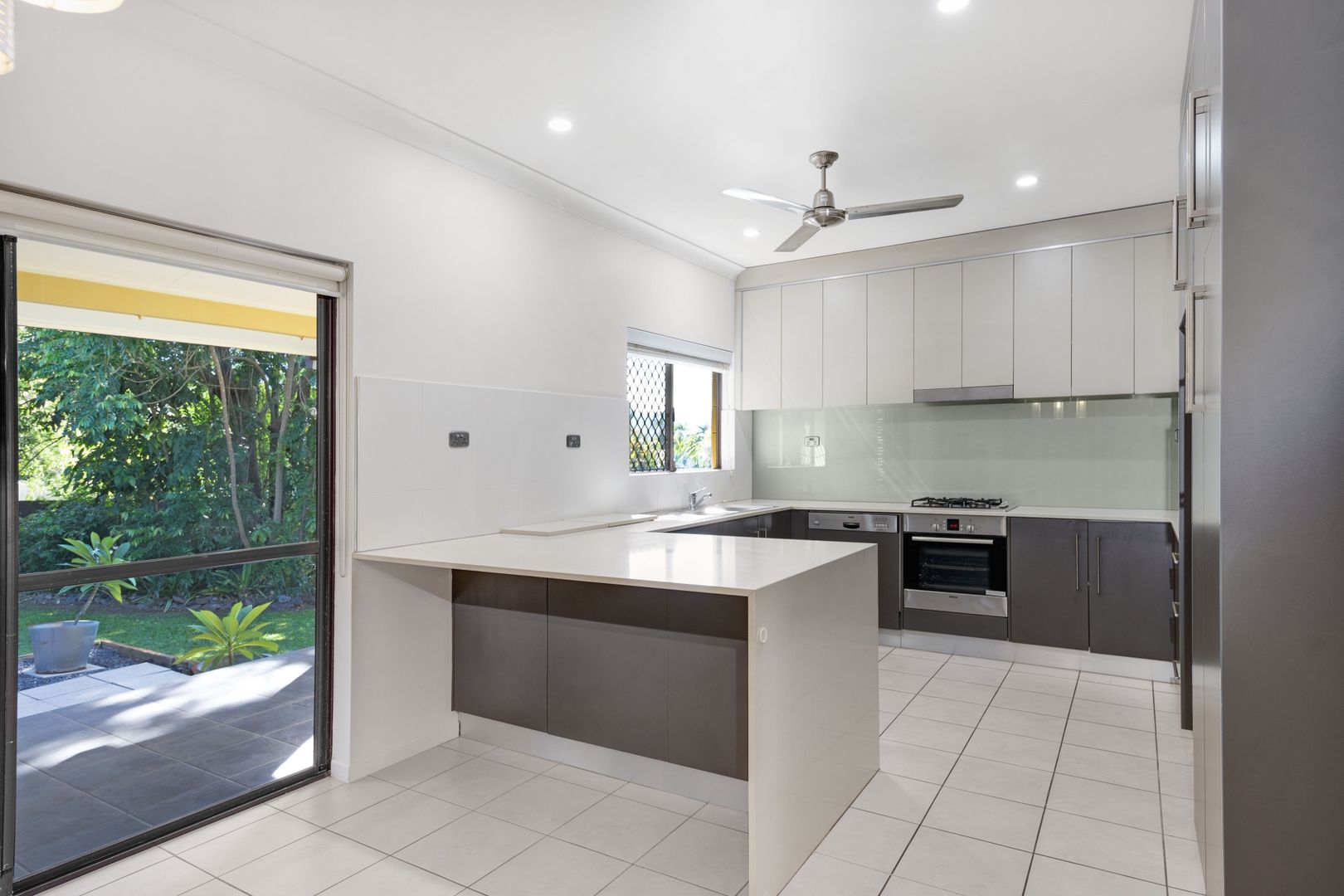 93 Cassowary Street, Freshwater QLD 4870, Image 2