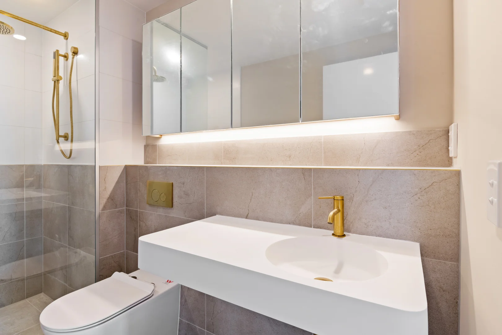 Additional image 6 of 2408/1 Grant Avenue, Hope Island QLD 4212