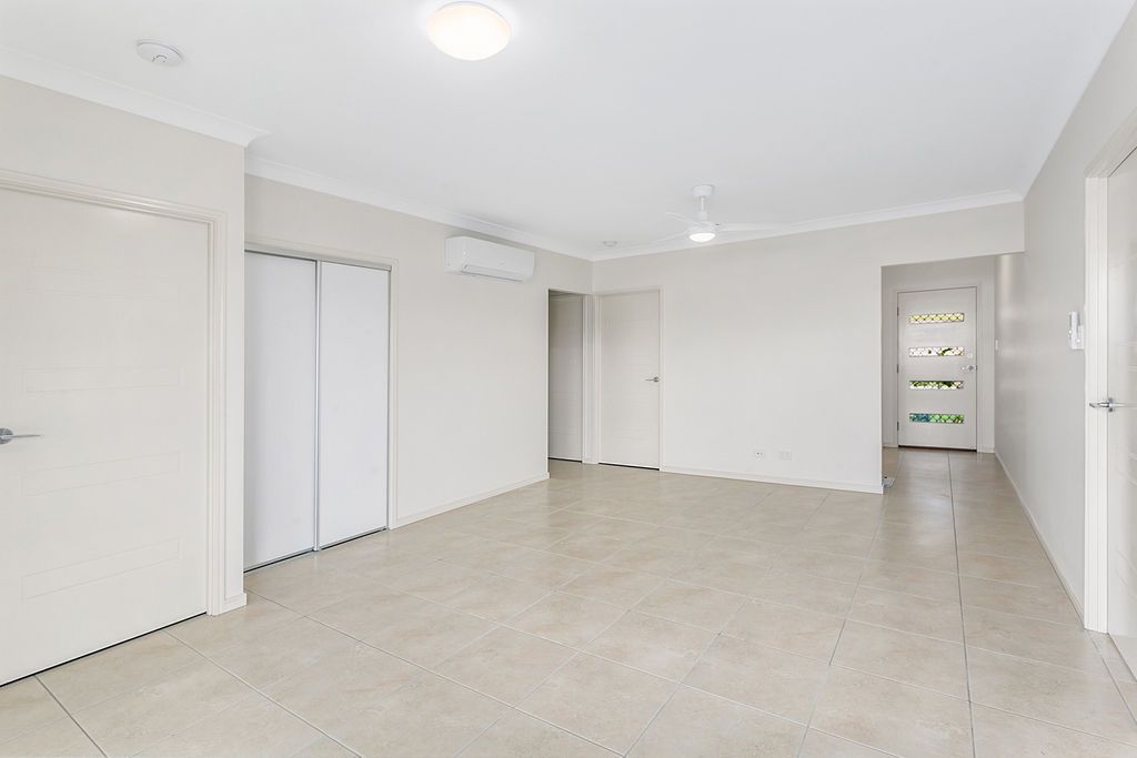 2/2 Opportunity Street, Ripley QLD 4306, Image 2