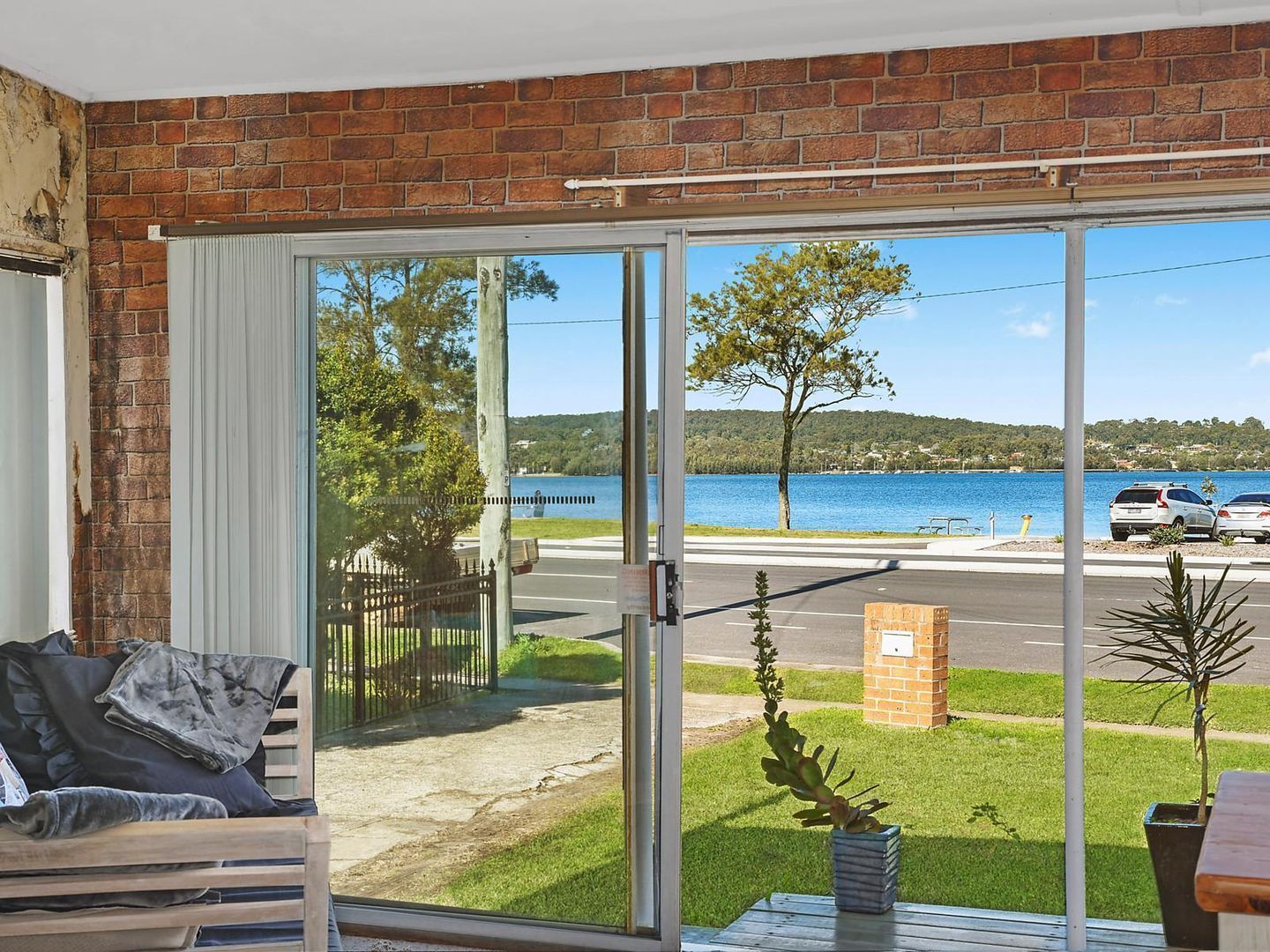 398 The Esplanade, WARNERS BAY NSW 2282, Image 1