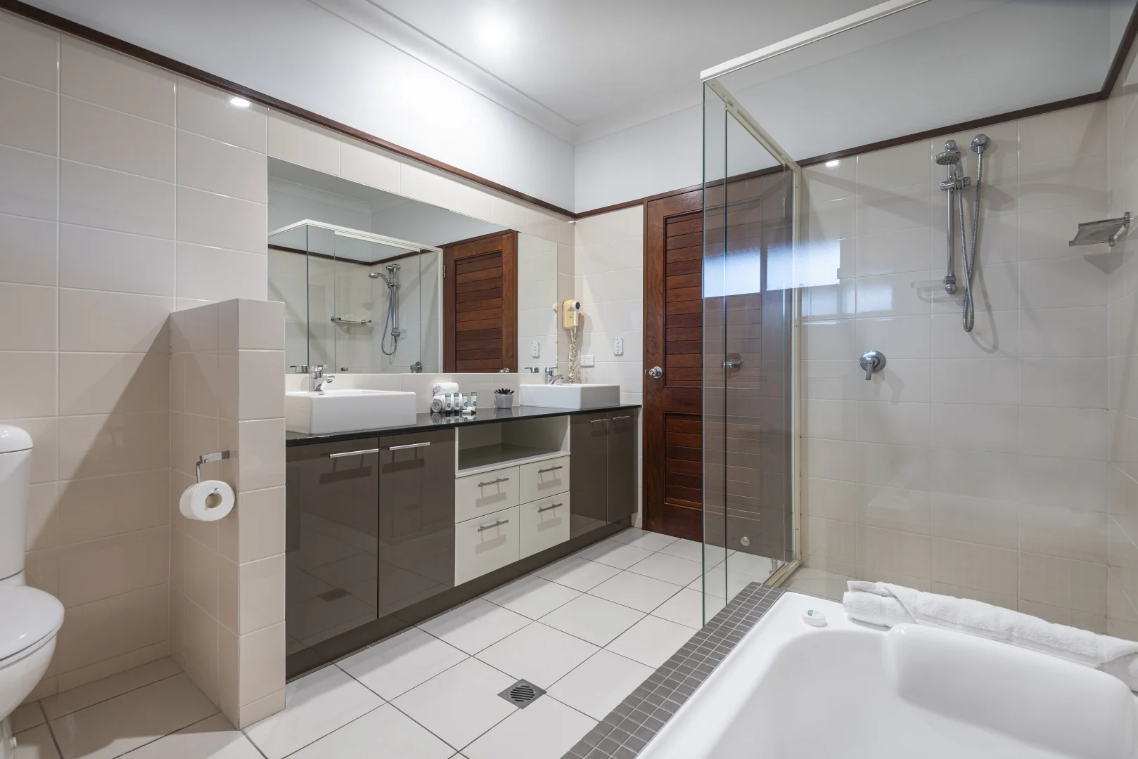 Additional image 12 of Whitsunday Views 1 10 Whitsunday Boulevard, Hamilton Island QLD 4803