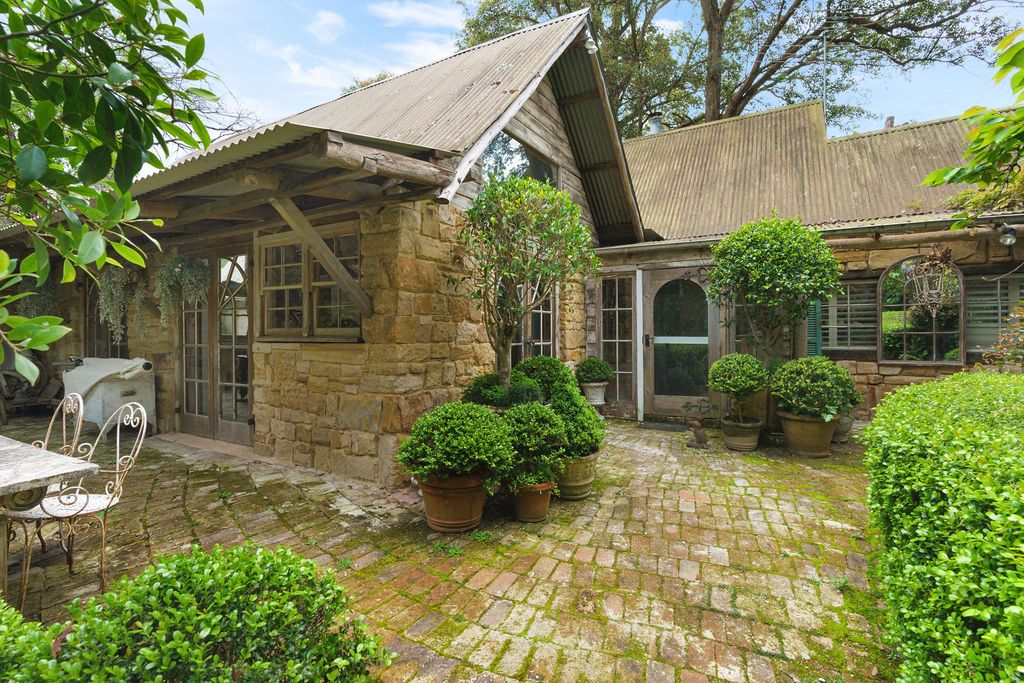 9 bedrooms House in 19 Rose Street WINMALEE NSW, 2777