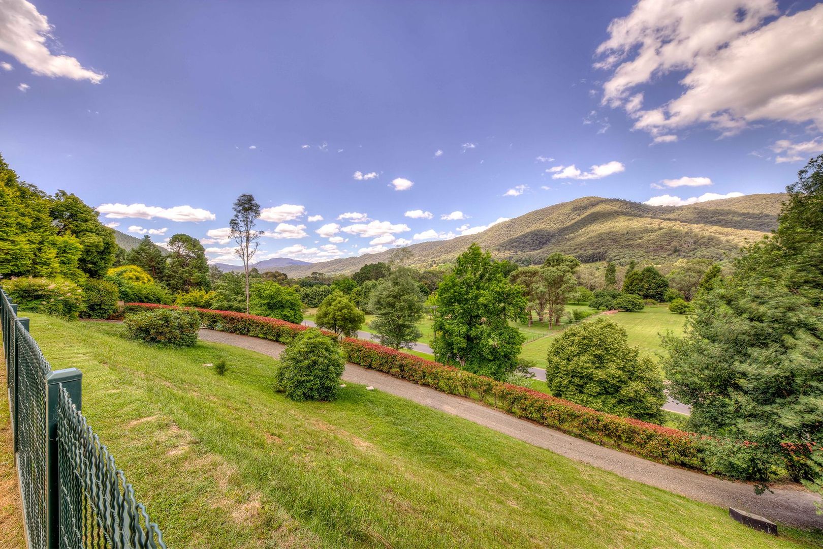 118 Centenary Avenue, Wandiligong VIC 3744 Domain