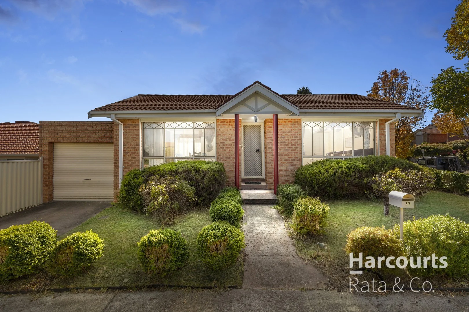 67 Bowman Drive, Mill Park VIC 3082