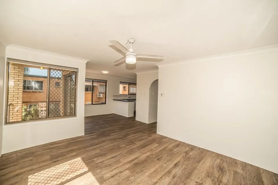 2/42 Sunbrite Avenue, Mermaid Beach QLD 4218