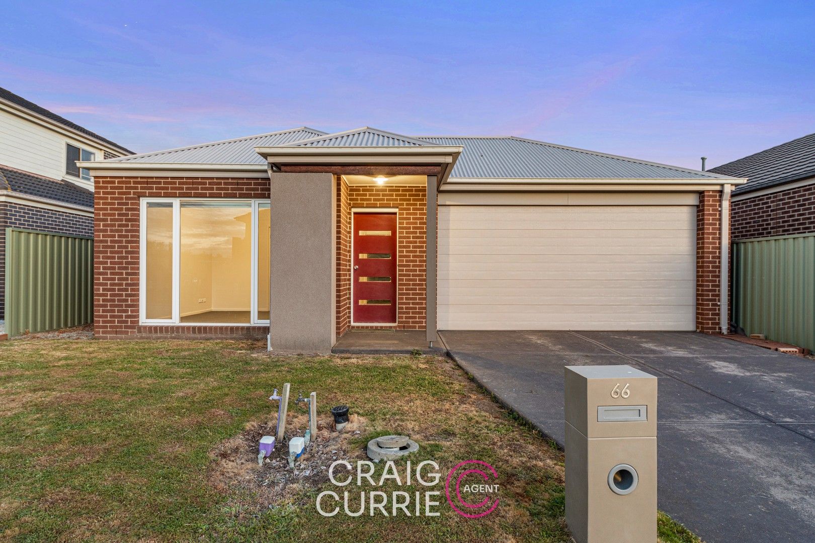 4 bedrooms House in 66 Dusseldorp Avenue PAKENHAM VIC, 3810