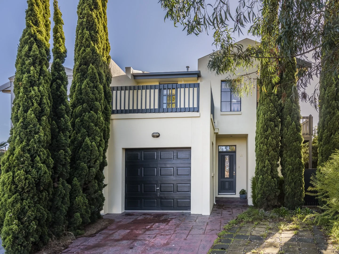 17 School Court, Oak Park VIC 3046