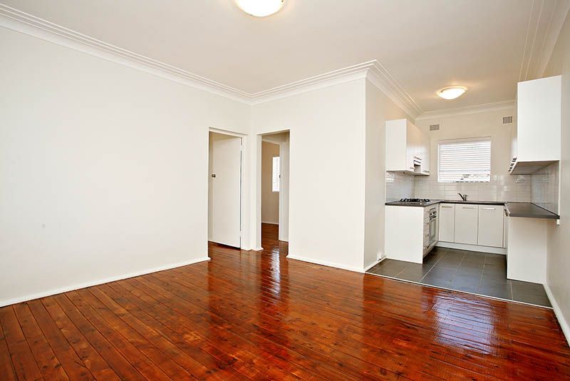 2 bedrooms Apartment / Unit / Flat in 2/11 Derby Street KOGARAH NSW, 2217