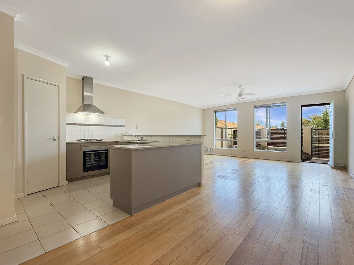 Additional image 27 of 2/67 Sutton Street, Mandurah WA 6210