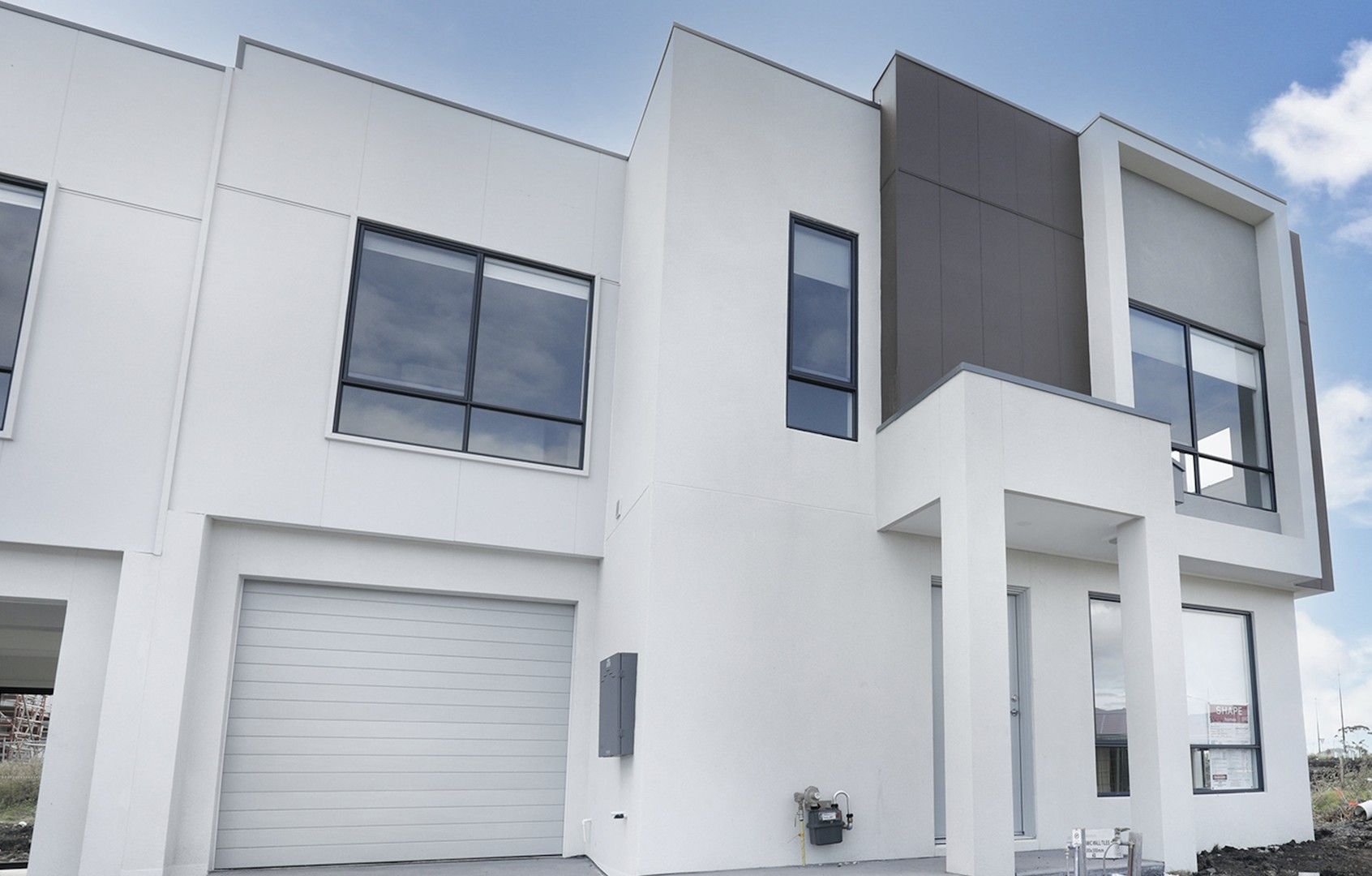 3 bedrooms Townhouse in 6 Newry Street WOLLERT VIC, 3750