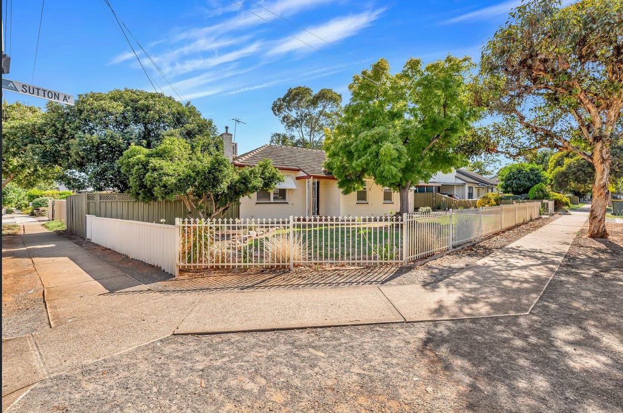 37 Sutton Avenue, Garden Property History & Address Research