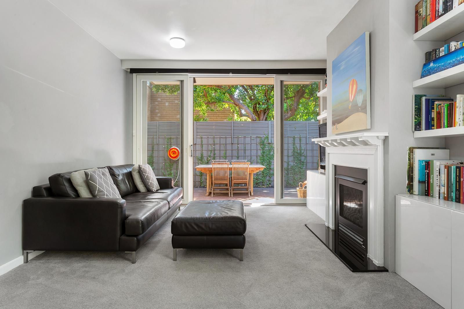 23/14 Lansell Road, Toorak VIC 3142, Image 2