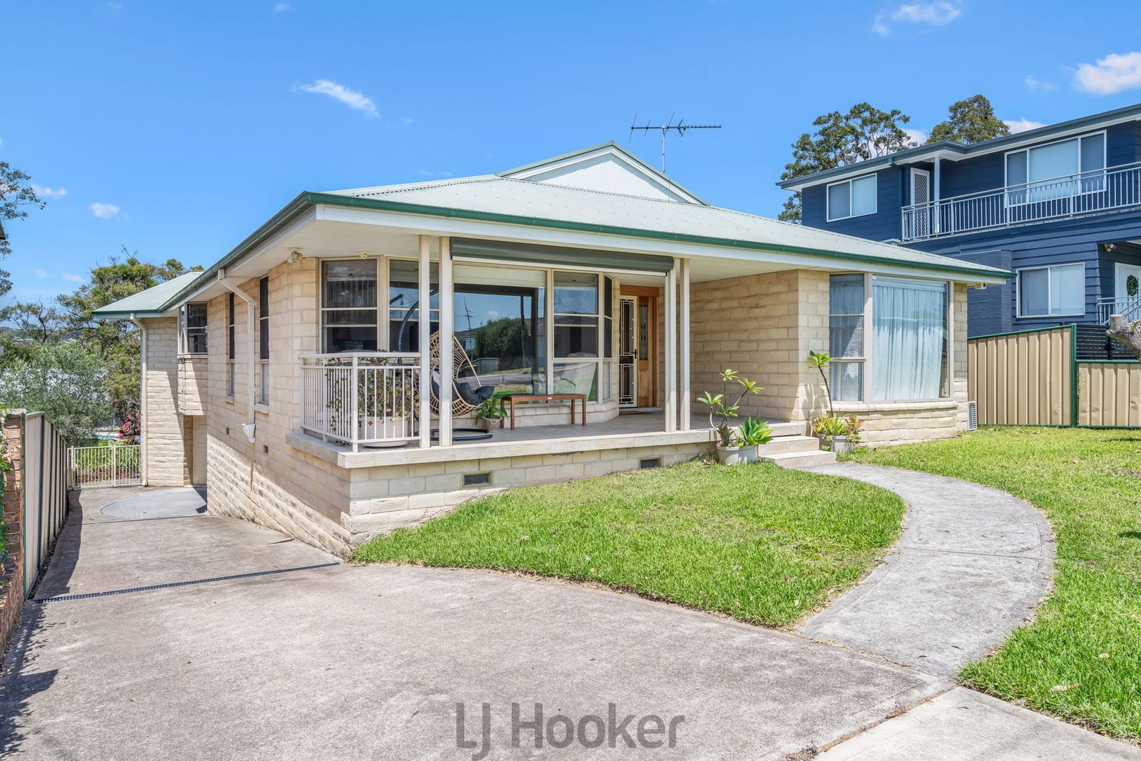 12 Arcadia Street, Arcadia Vale NSW 2283 Domain