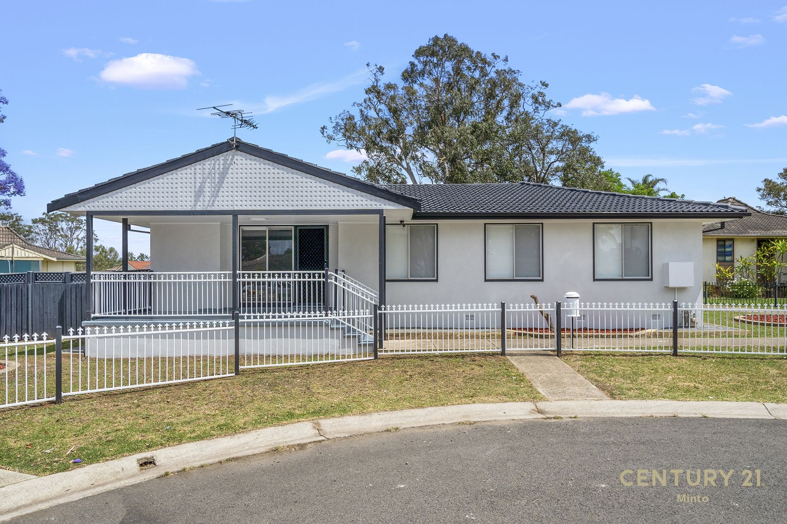 13 Atkinson Place, Airds NSW 2560