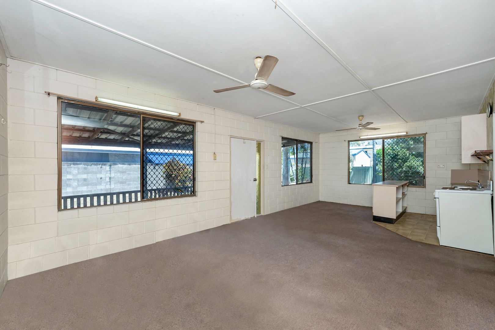 4 Fenner Street, Douglas QLD 4814, Image 2