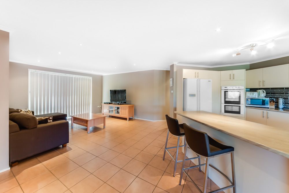 32 Todd Place, Mount Annan NSW 2567, Image 2